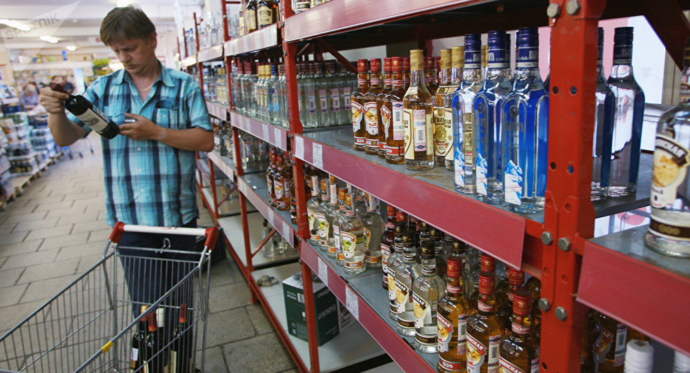 В Беларуси проведут эксперимент: в некоторых районах ограничат продажу алкоголя
