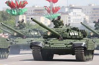 Белорусским военным поднимут заплату до 2 тысяч долларов?